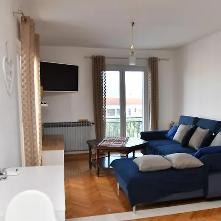 Valerija Apartment Supetar
